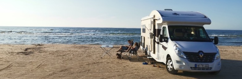 WoMo on Beach